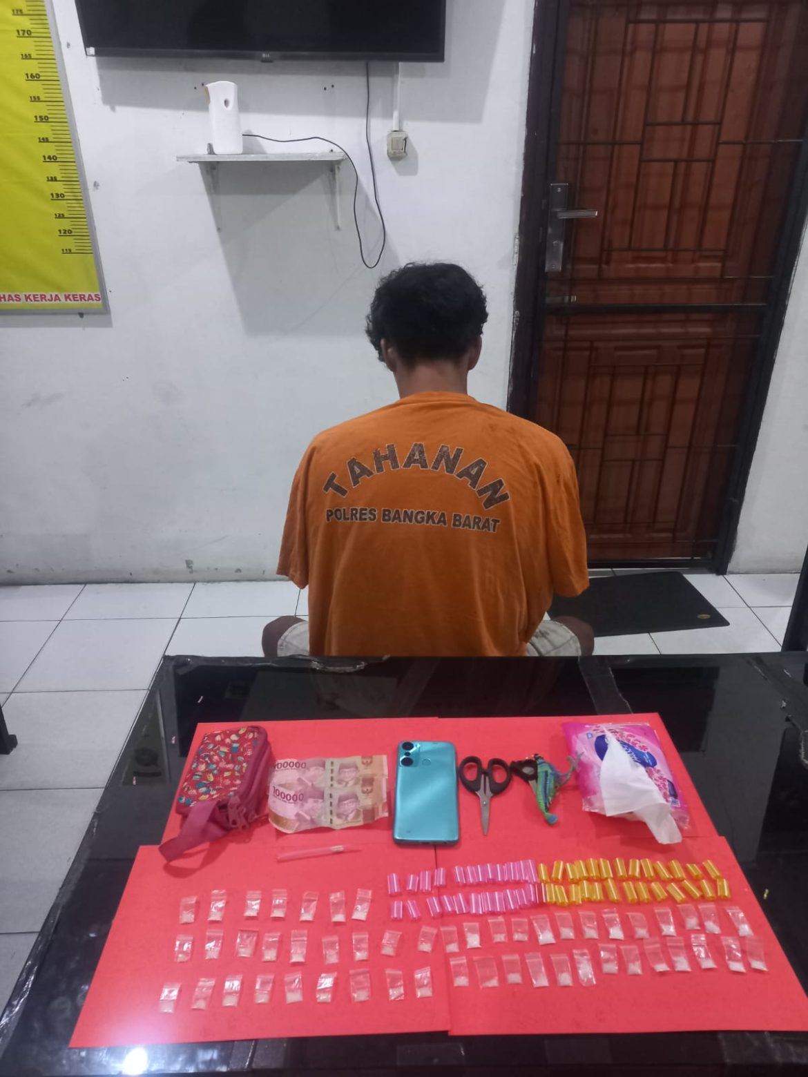 Polres Bangka Barat Gagalkan Peredaran Sabu 9,76 Gram di Mentok, 51 Paket Disita