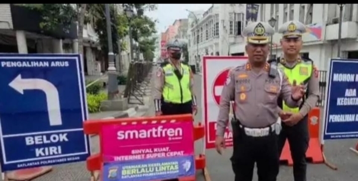 Satlantas Polrestabes Medan Tutup Sejumlah Ruas Jalan, AKBP Widodo Minta Warga Bersabar!Sandy by Sandy July 2, 2026